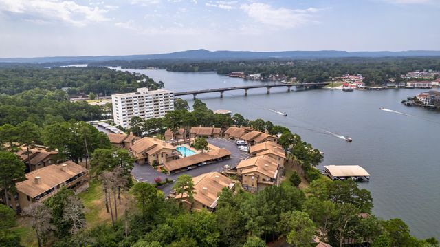 724 Weston Road, Hot Springs, AR 71913