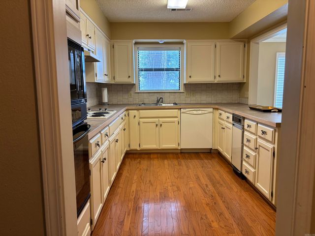 724 Weston Road, Hot Springs, AR 71913