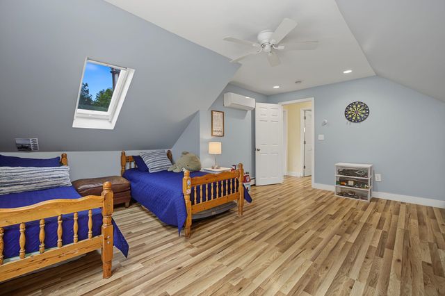 10 Academy Avenue, Atkinson, NH 03811