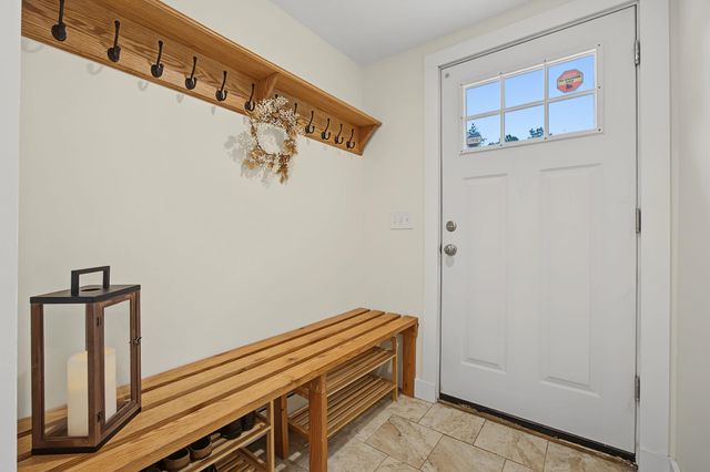10 Academy Avenue, Atkinson, NH 03811