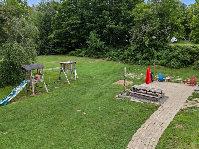 10 Academy Avenue, Atkinson, NH 03811