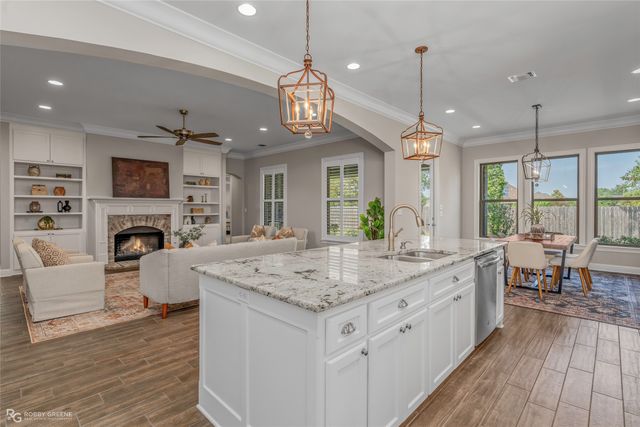 249 Peregrine Way, Bossier City, LA 71112