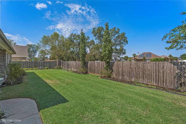 249 Peregrine Way, Bossier City, LA 71112