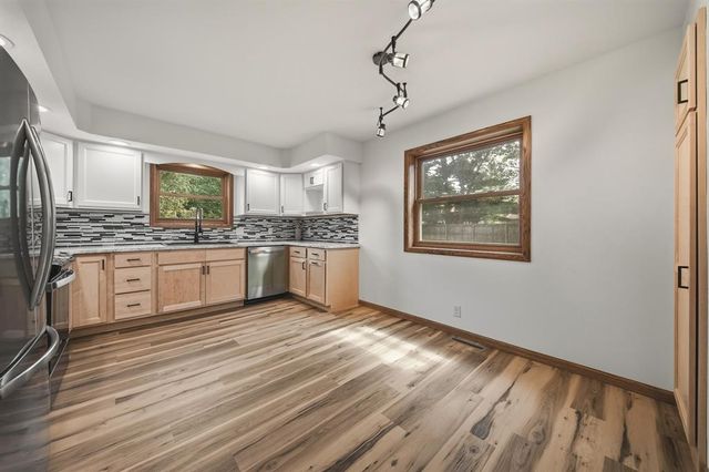 727 Rassbach Street, Eau Claire, WI 54701