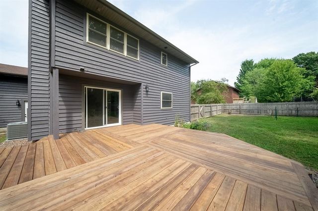 727 Rassbach Street, Eau Claire, WI 54701