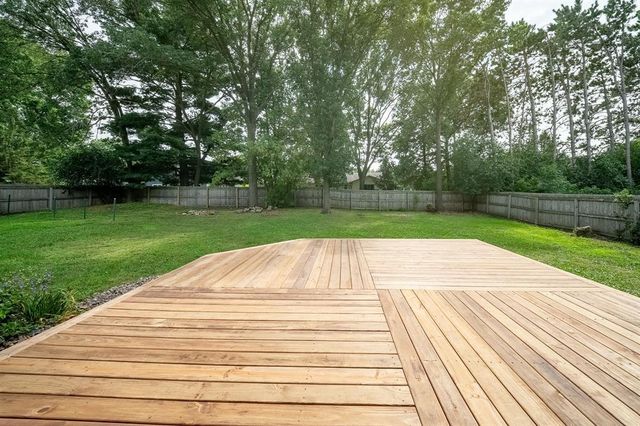 727 Rassbach Street, Eau Claire, WI 54701