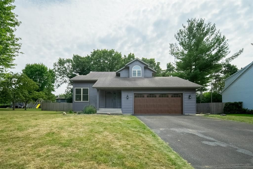 727 Rassbach Street, Eau Claire, WI 54701
