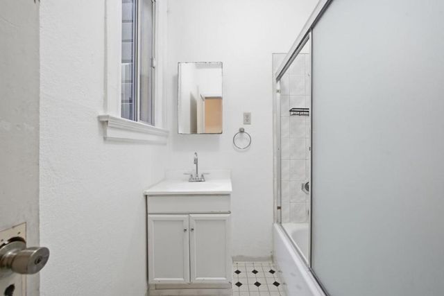 2327 Bryant Street, San Francisco, CA 94110