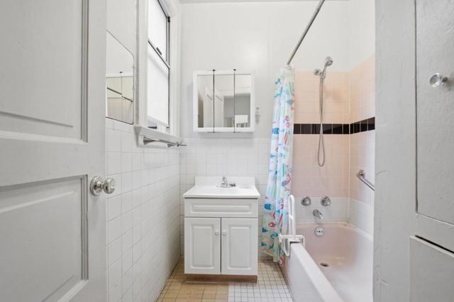 2327 Bryant Street, San Francisco, CA 94110