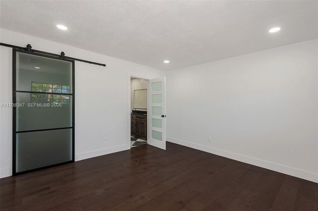 4360 NW 4th Street, Plantation, FL 33317
