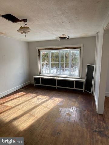 3509 MONTROSE AVE, Reading, PA 19605