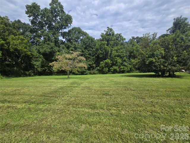 305 Oakland Avenue Avenue, Morganton, NC 28655