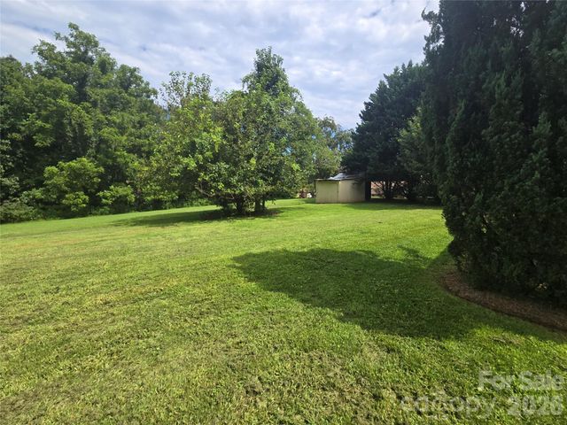 305 Oakland Avenue Avenue, Morganton, NC 28655
