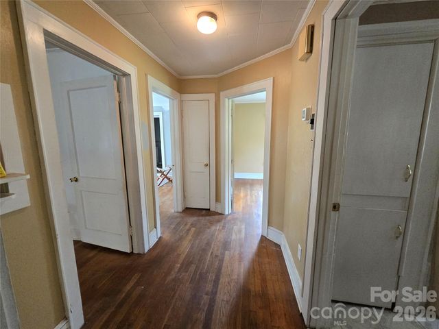 305 Oakland Avenue Avenue, Morganton, NC 28655