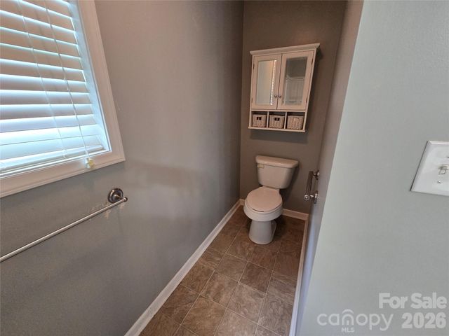 305 Oakland Avenue Avenue, Morganton, NC 28655