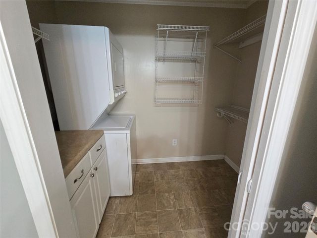 305 Oakland Avenue Avenue, Morganton, NC 28655