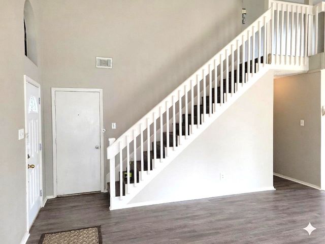 6301 Fairlane Drive, Arlington, TX 76001