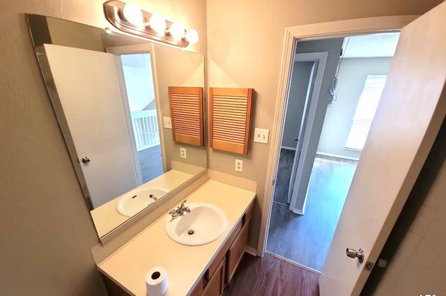 6301 Fairlane Drive, Arlington, TX 76001