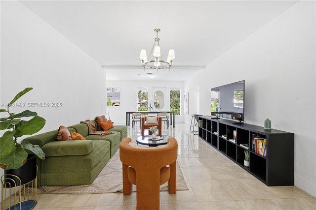 10845 Peachtree Dr 10845, Miami, FL 33161