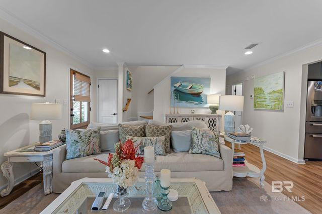 208 Pecan Avenue, Fairhope, AL 36532