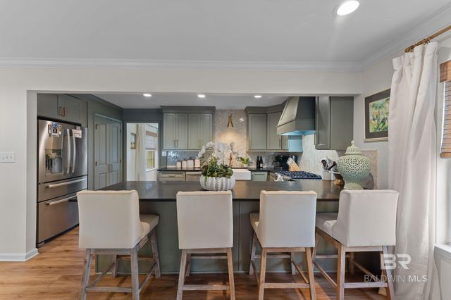 208 Pecan Avenue, Fairhope, AL 36532