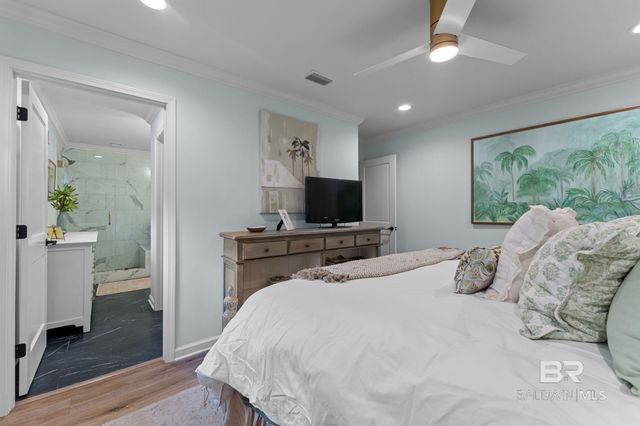 208 Pecan Avenue, Fairhope, AL 36532