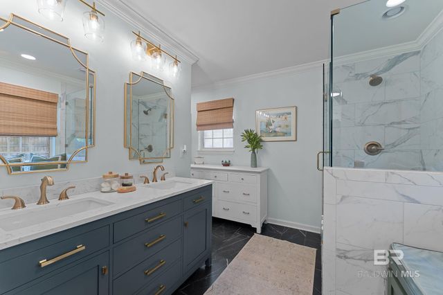 208 Pecan Avenue, Fairhope, AL 36532