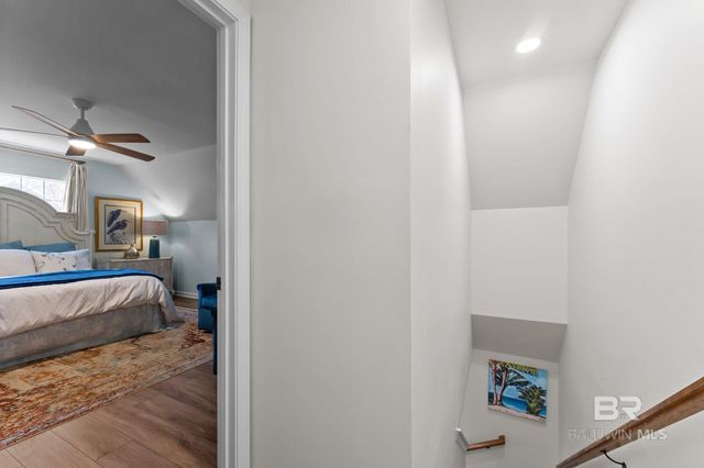 208 Pecan Avenue, Fairhope, AL 36532