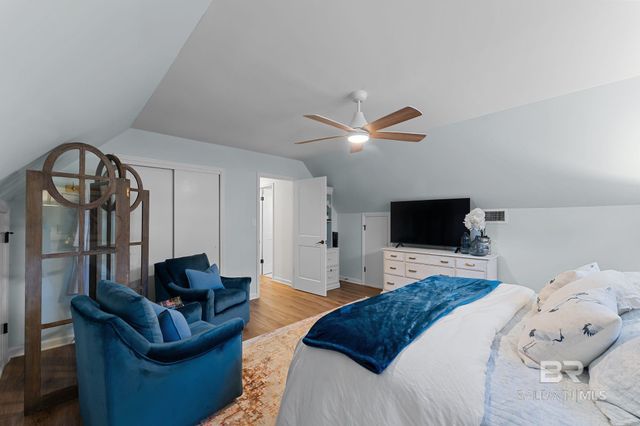 208 Pecan Avenue, Fairhope, AL 36532