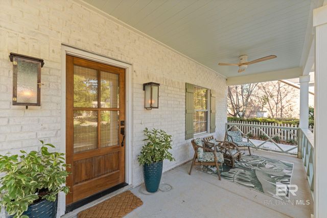 208 Pecan Avenue, Fairhope, AL 36532