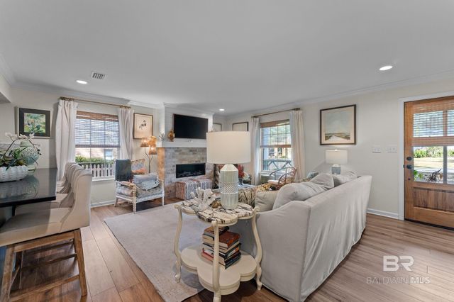 208 Pecan Avenue, Fairhope, AL 36532