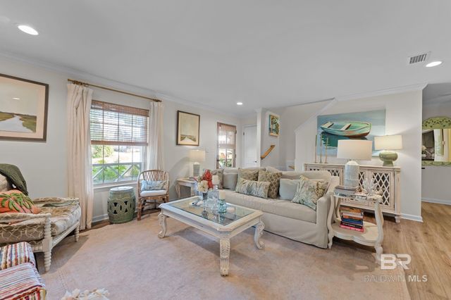 208 Pecan Avenue, Fairhope, AL 36532