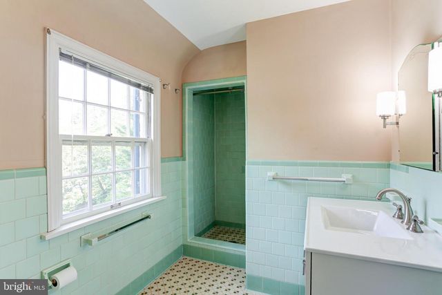 384 N 26TH ST, Camp Hill, PA 17011