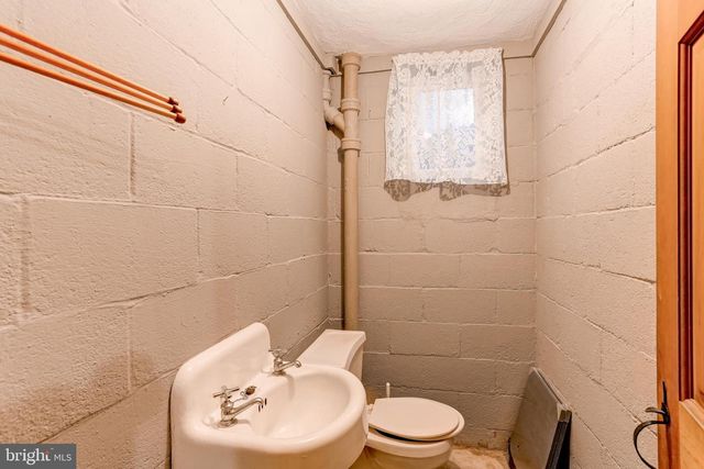 384 N 26TH ST, Camp Hill, PA 17011