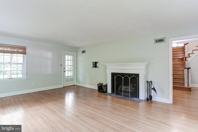 384 N 26TH ST, Camp Hill, PA 17011