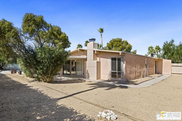 889 E Janet Circle, Palm Springs, CA 92262