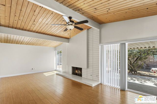 889 E Janet Circle, Palm Springs, CA 92262