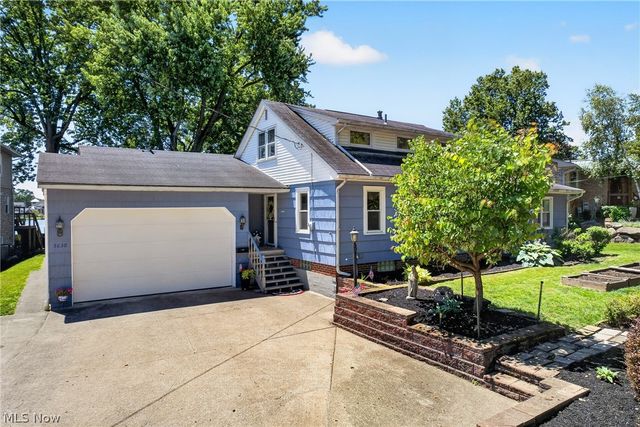 5630 N Island Drive NW, Canton, OH 44718