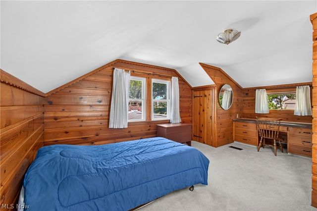 5630 N Island Drive NW, Canton, OH 44718