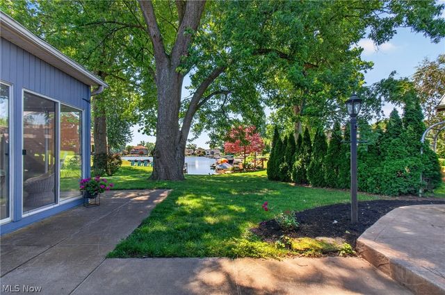 5630 N Island Drive NW, Canton, OH 44718