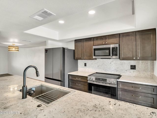 5019 W CAROL Avenue, Glendale, AZ 85302