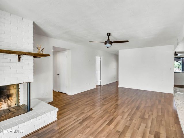 5019 W CAROL Avenue, Glendale, AZ 85302