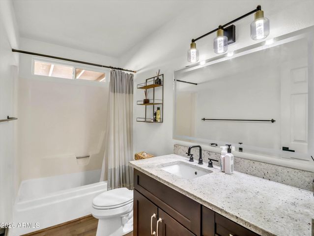 5019 W CAROL Avenue, Glendale, AZ 85302