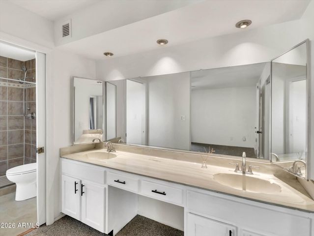 5019 W CAROL Avenue, Glendale, AZ 85302