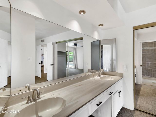 5019 W CAROL Avenue, Glendale, AZ 85302