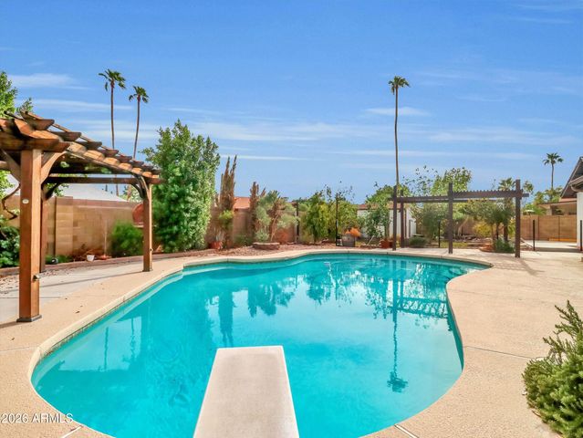 5019 W CAROL Avenue, Glendale, AZ 85302