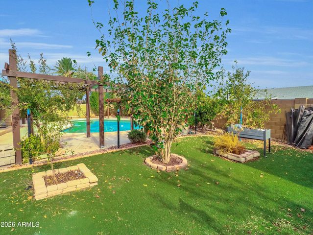 5019 W CAROL Avenue, Glendale, AZ 85302