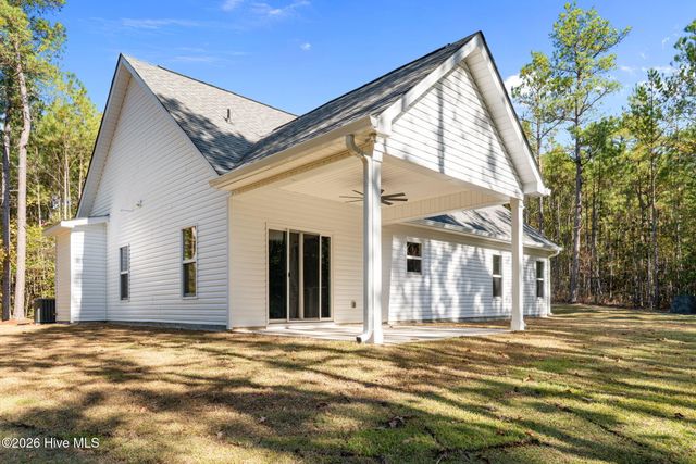 2681 Us 1 Highway, Vass, NC 28394