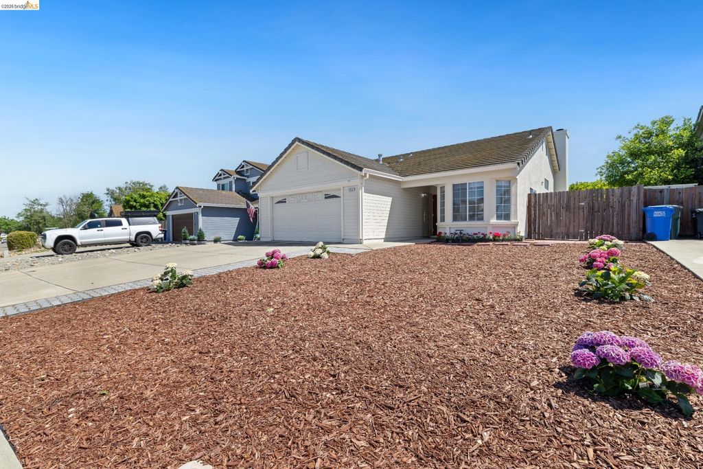2059 Truman Ln, Oakley, CA 94561