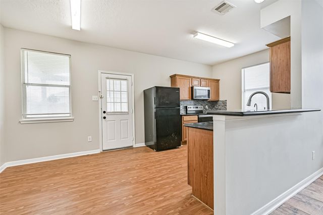 4714 Montclair Hill Lane, Fresno, TX 77545